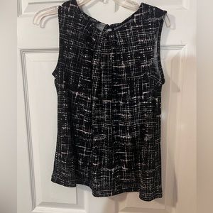 3 for $20 Bundle any 3 items priced $15 and under and get them for $20🛍️🛍️🛍️